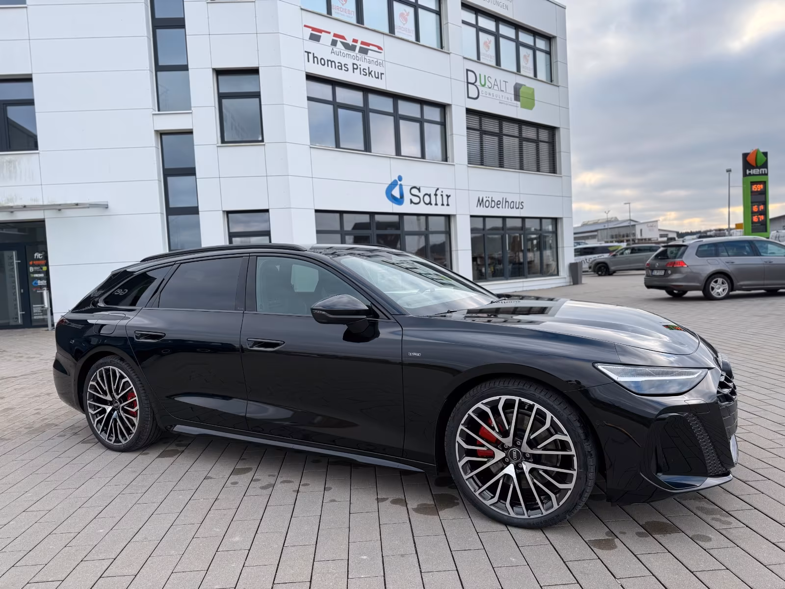 Audi A6 TDI quattro S tronic Avant+TECHPRO+AHK+PANO