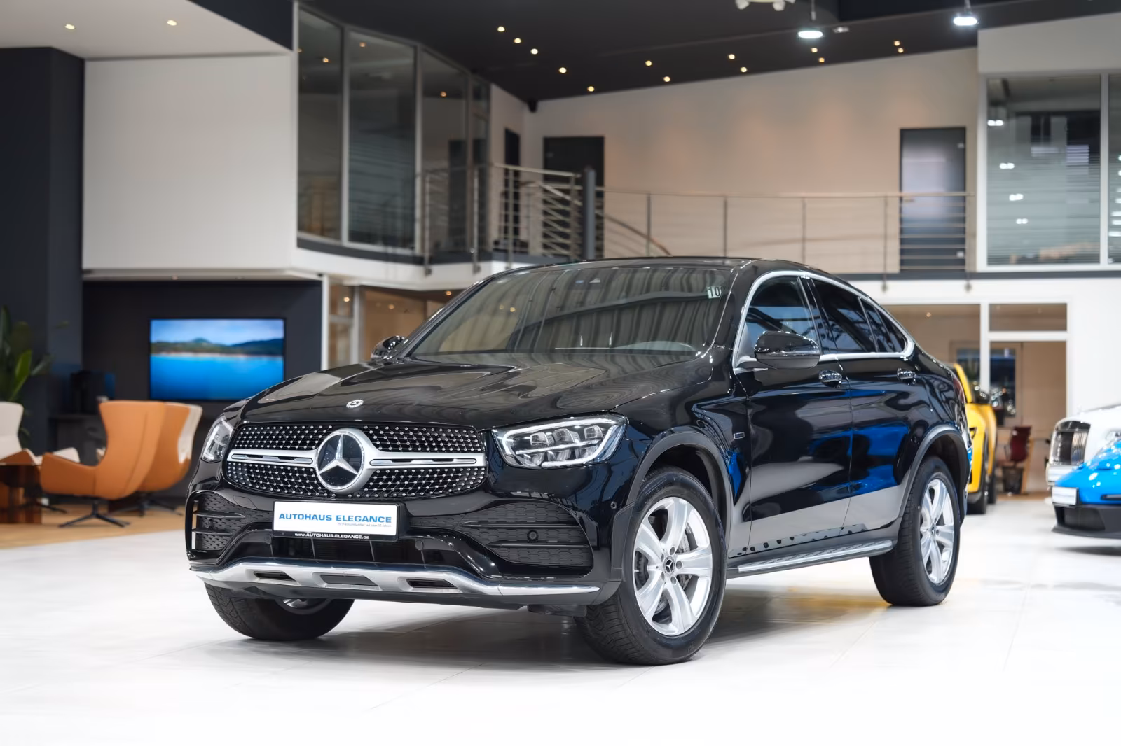 Mercedes-Benz GLC 300 e Coupe 4M *AMG-LINE*LEDER*NAVI*LED*1.HD
