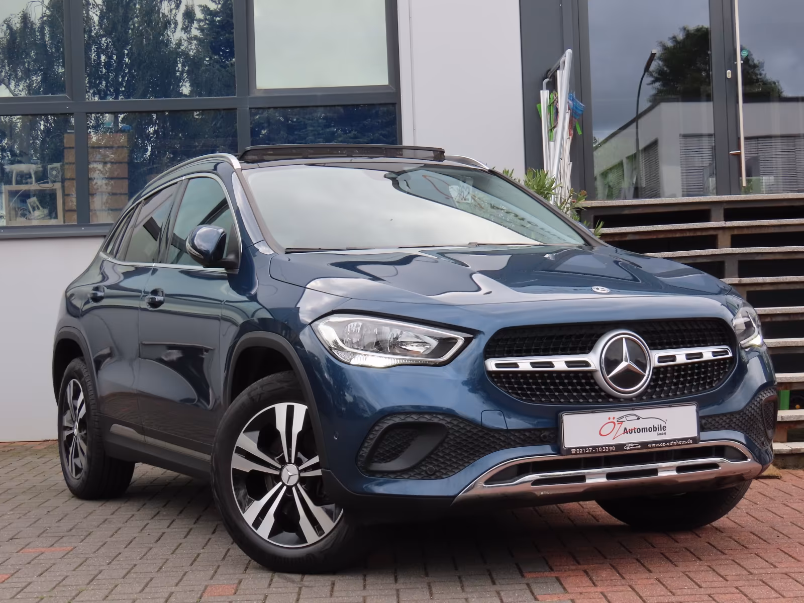 Mercedes-Benz GLA 200 d Autom. Leder Klimaauto. Standheizung