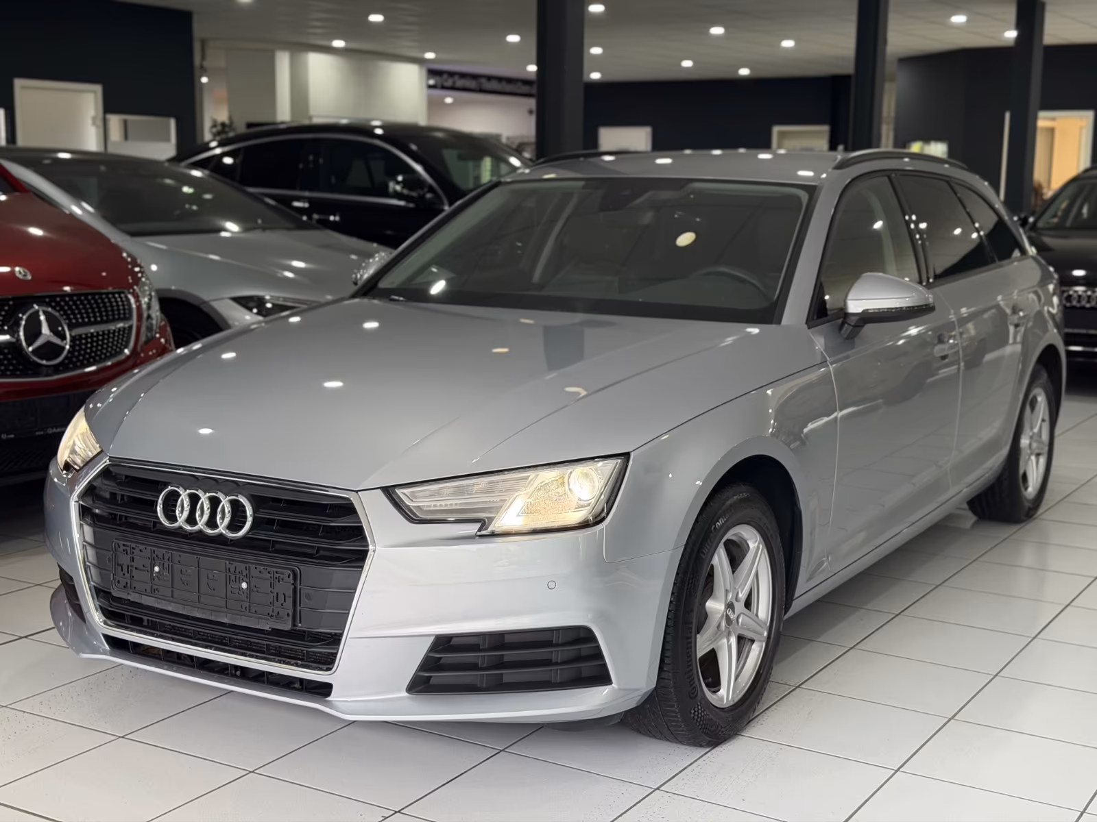 Audi A4 Avant 35 TDI*LEDER*MEMORY*E-HECK*KEYLESS*NAVI