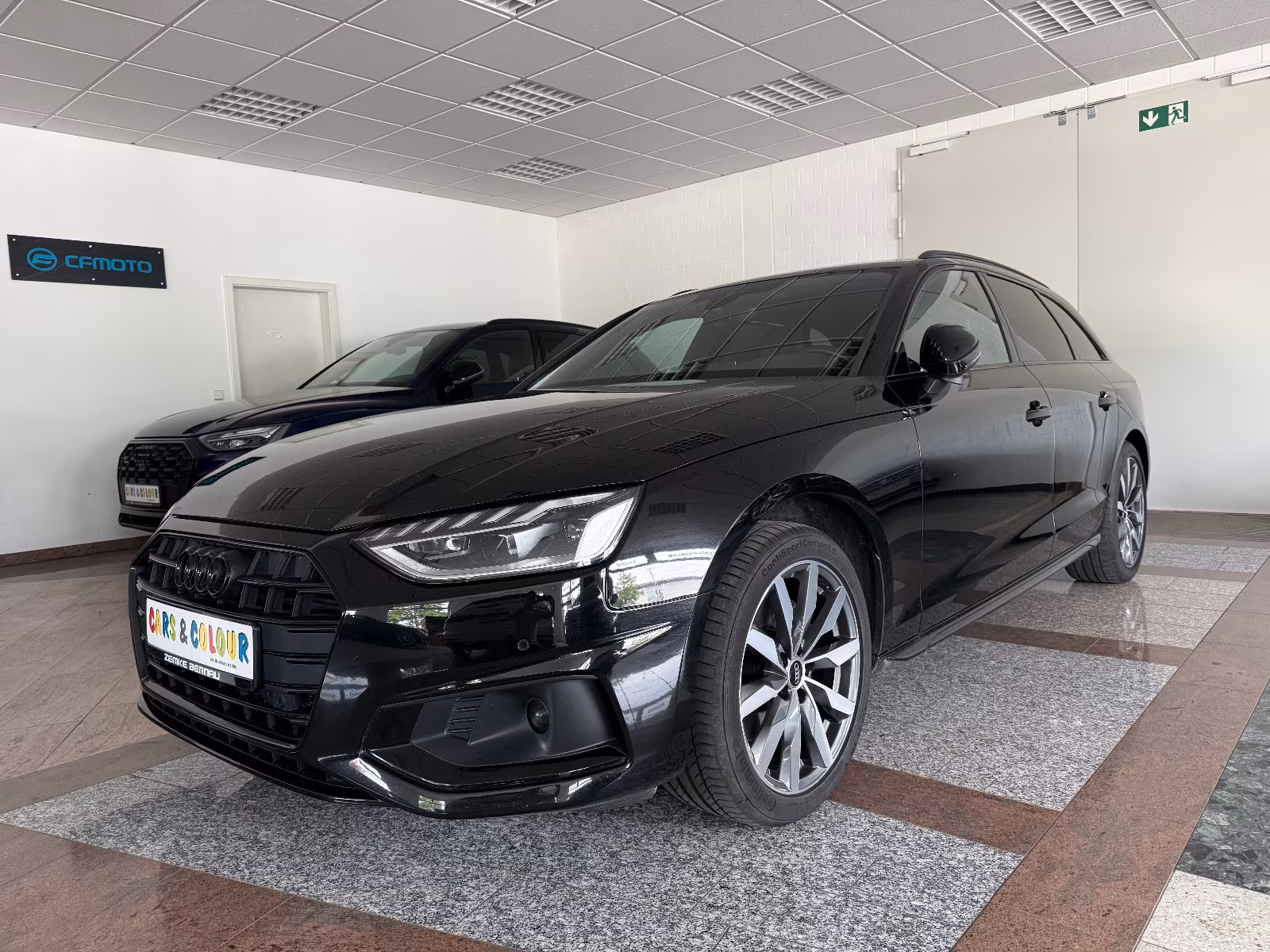 Audi A4 Avant 35 TDI adv S line Matrix ACC Kamera AHK