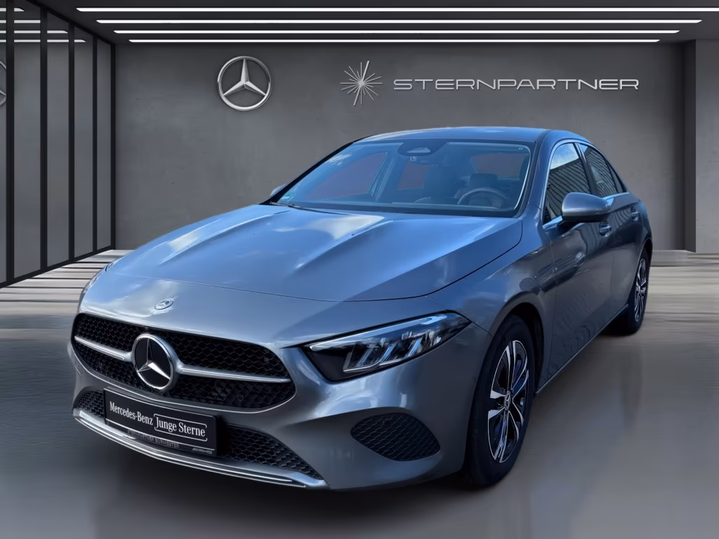 Mercedes-Benz A 180 Limo Progressive+Navi+Kamera+ILS+SHZ+MBUX+