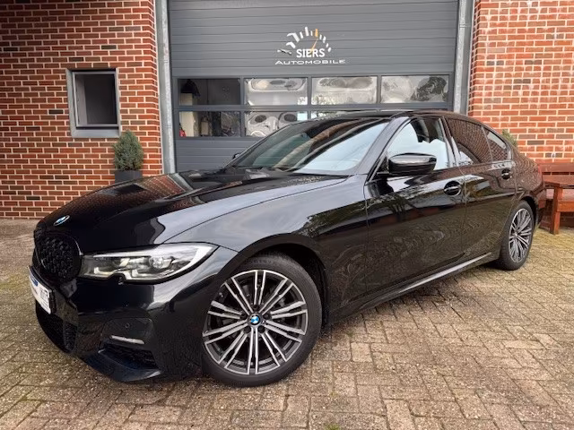 BMW 318 i LIM. AUTOM,LED,DAB,M SPORT