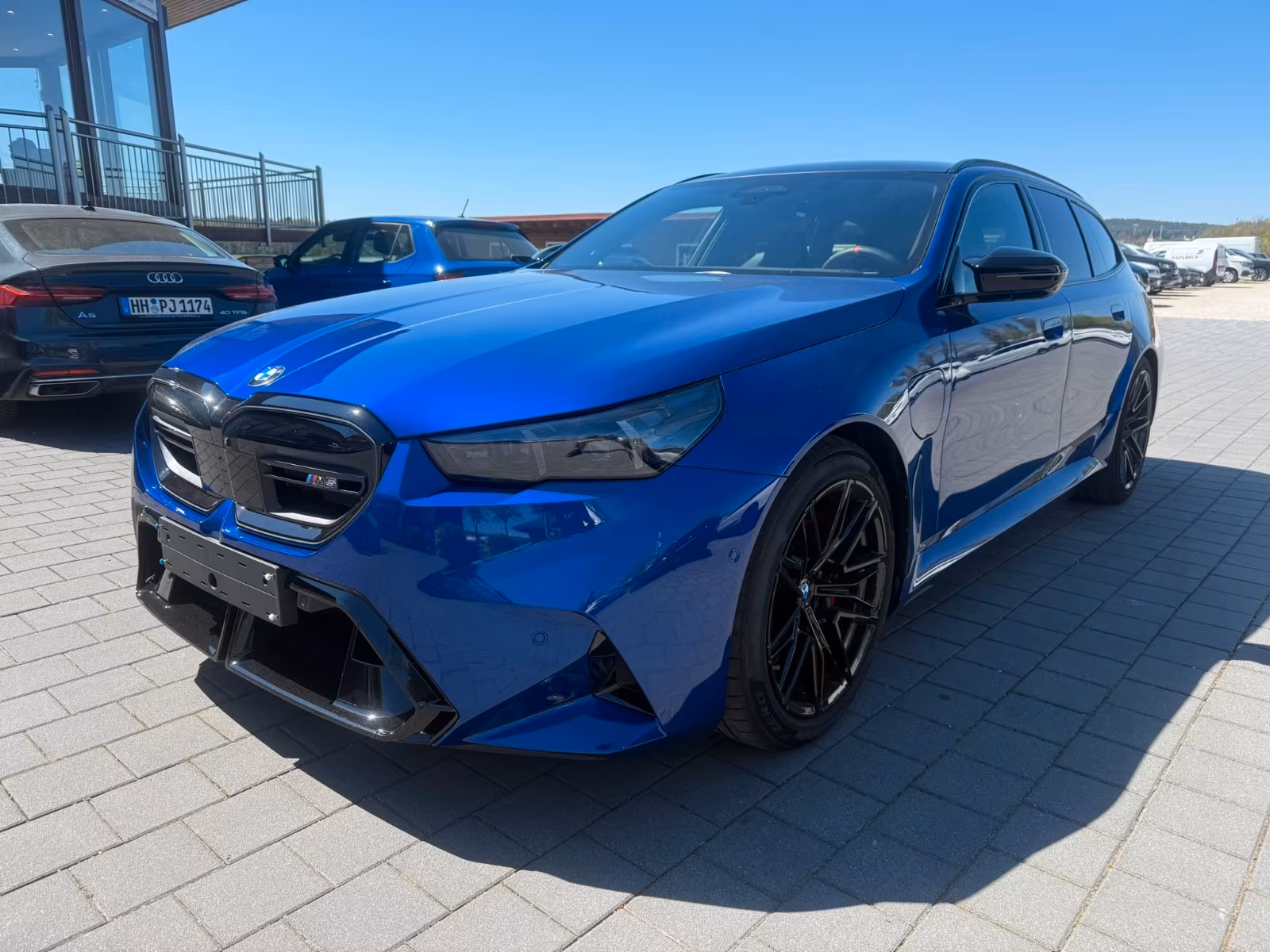 BMW M5 Touring AHK PANO DRIVE PROF COMFOR DRIVE PACK