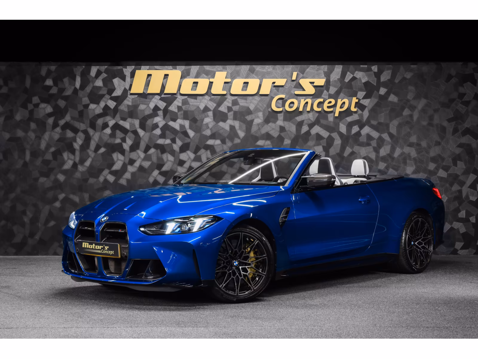 BMW M4 Compétition Cabriolet X-DRIVE G83 – BMW INDIV
