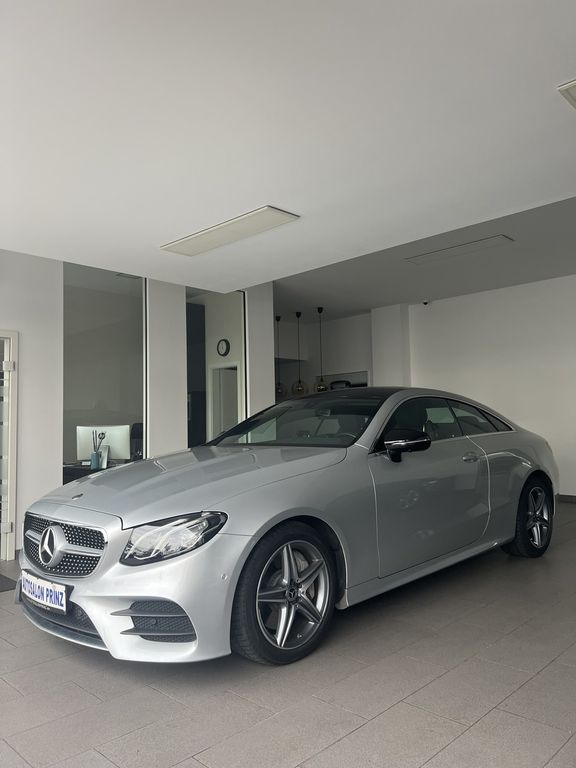 Mercedes-Benz E 300 9G-Tronic AMG-Line NAVI LED KLI KAM PDC LM