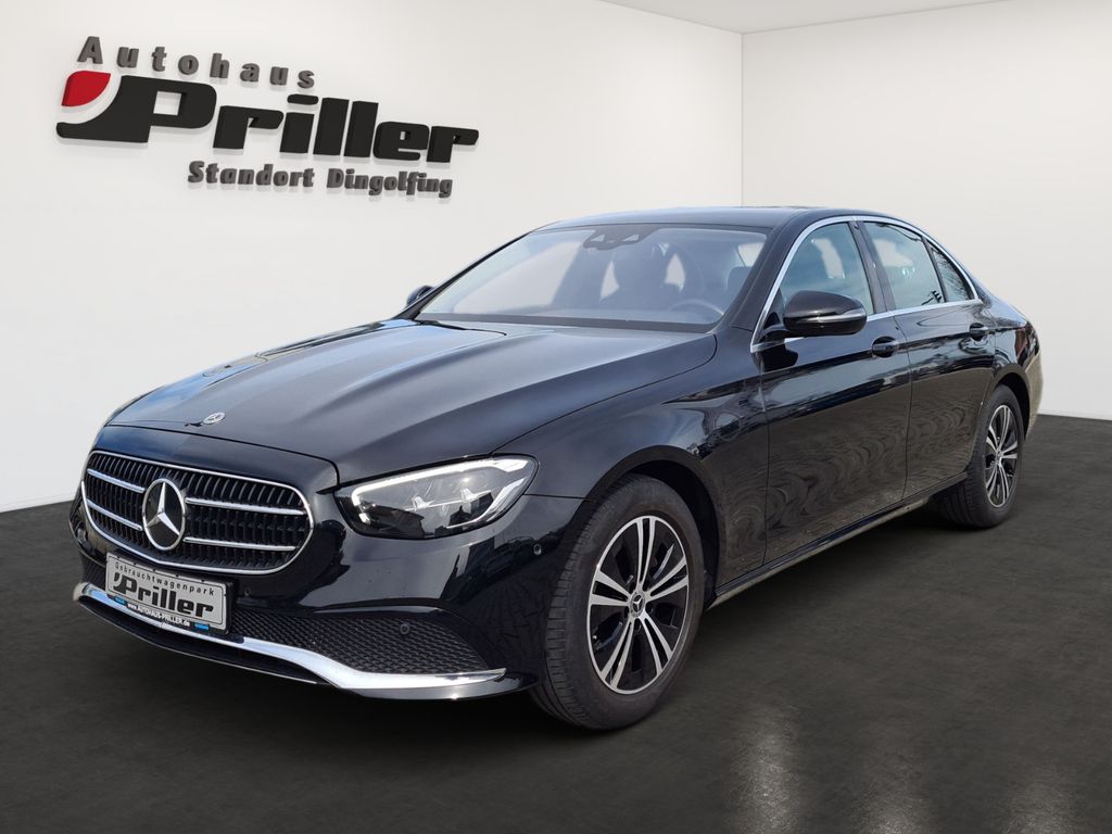 Mercedes-Benz E220d Lim. 4Matic Avantgarde/NAVI/MBUX/AHK/LED/
