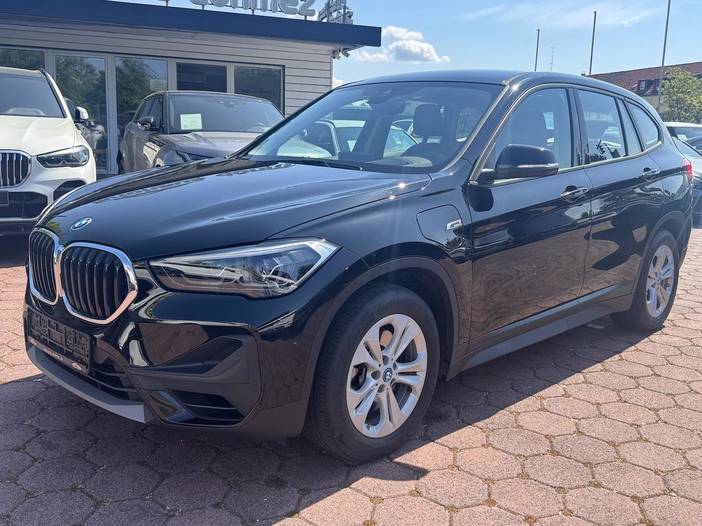 BMW X1 xDrive25e Advantage AHK NAVI LEDER HUD LED