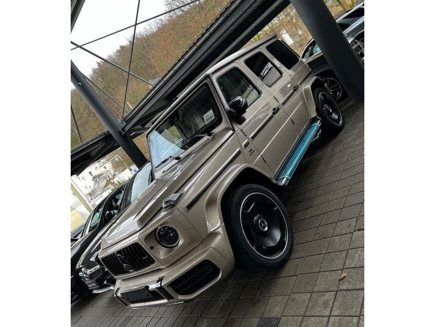 Mercedes-Benz G 63 AMG New car / Traventin Beige / full option