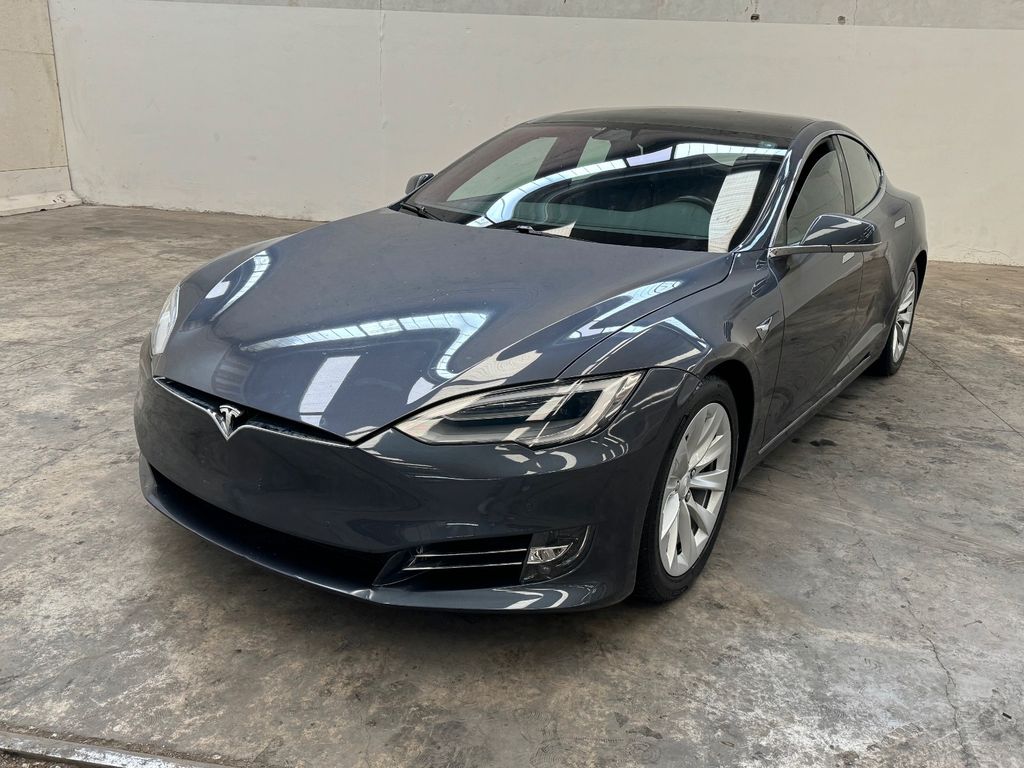 Tesla Model S Standard Range AWD