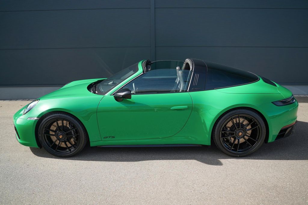 Porsche 992 4 GTS Targa Inno HAL Lift Bose Matrix 360…