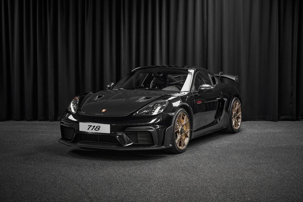 Porsche 718 Cayman GT4 RS 4,0 PDK Weissach – PCCB