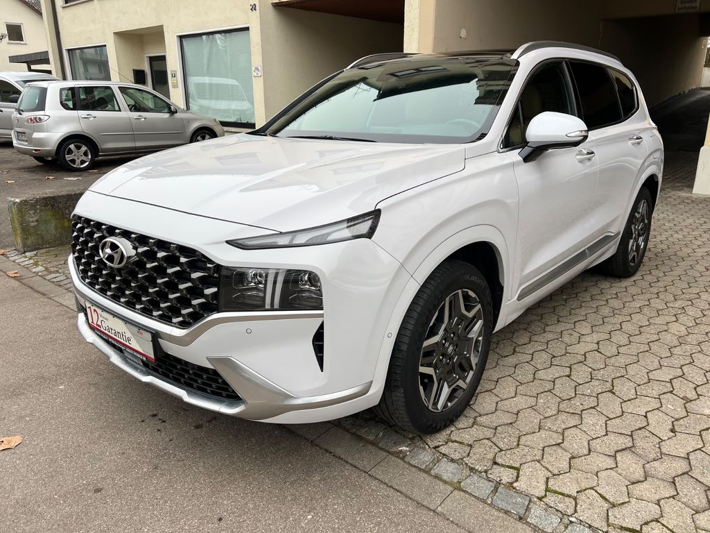 Hyundai Santa Fe Signature Plug-In Hybrid 4WD