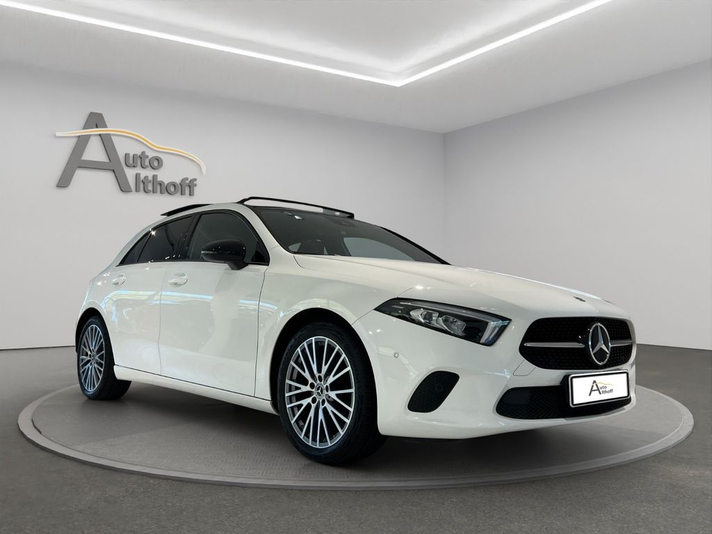 Mercedes-Benz A200d 4Matic DCT PANO AMBI CARPL NAV PARK SHZ