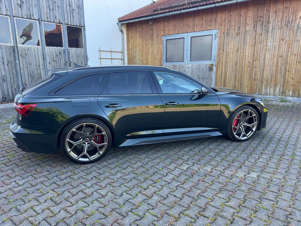 Audi RS6 Avant – Performance Audi Exclusive Tiptronic