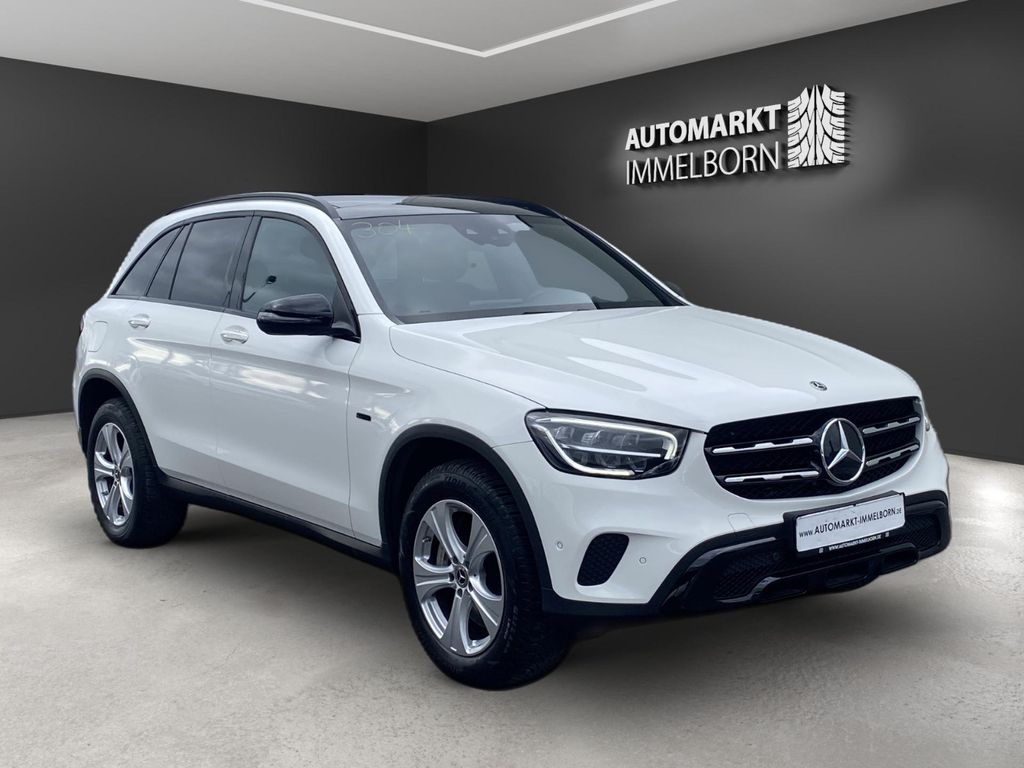 Mercedes-Benz GLC 300 e 18*Night*Pano*AHK*Distro*Leder*LED*DAB
