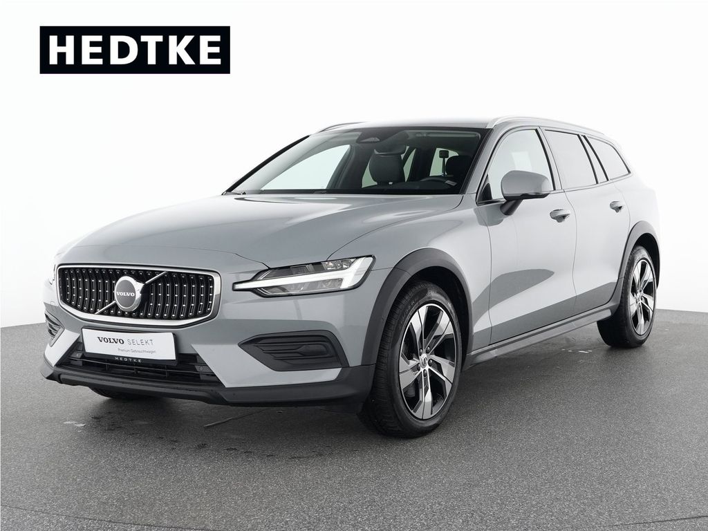 Volvo V60 CC B4 Diesel AWD Plus 18″+H&K+ACC+TOTER-WINK