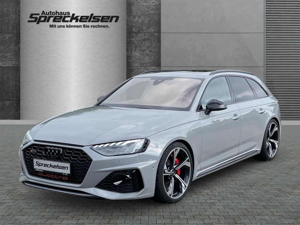Audi RS 4 2.9 TFSI++AHK++Sportabgasanlage++Panoramada