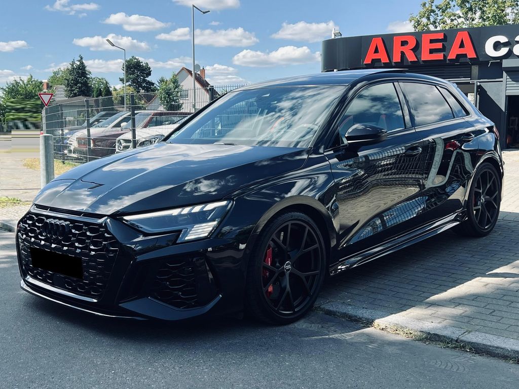Audi RS3 Sportback 2.5 TFSI QUT*DYNAMIC+*MATRIX*PANO