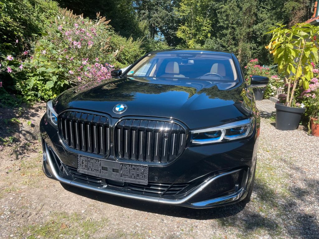 BMW 750i xDrive – Night Vision – Laserlicht