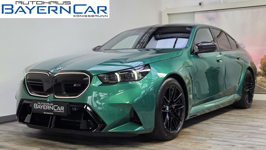 BMW M5 Ultimate KeramikBrake CarbonExt. Driver B&W