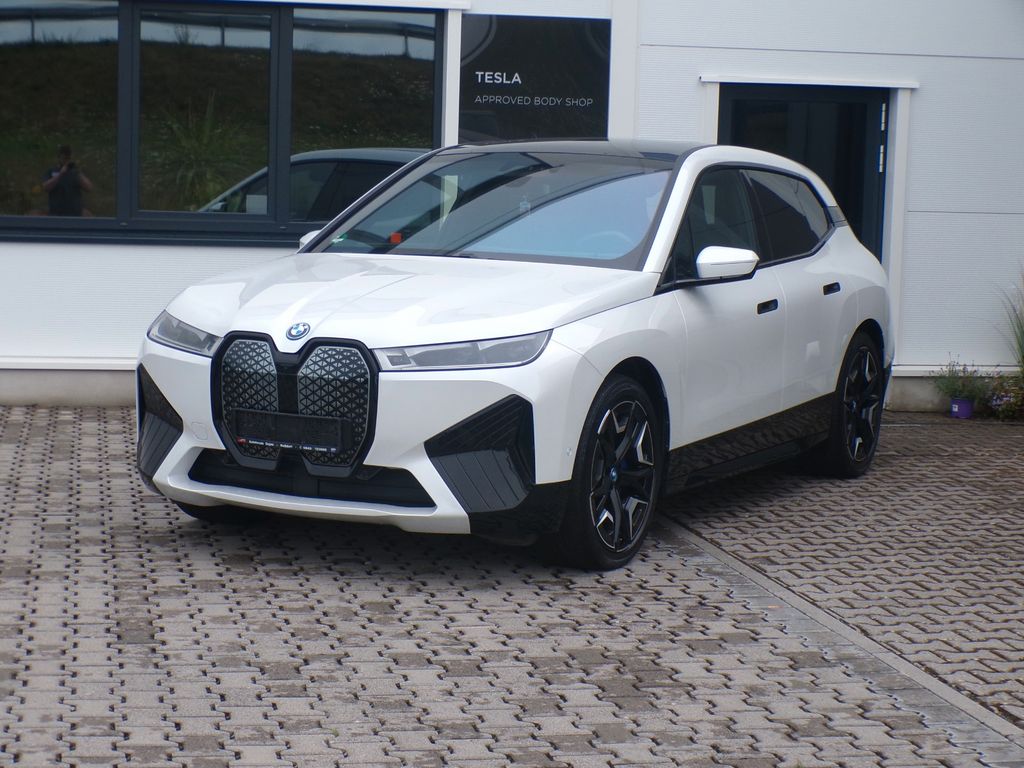 BMW iX Baureihe iX  M50 xDrive Sport