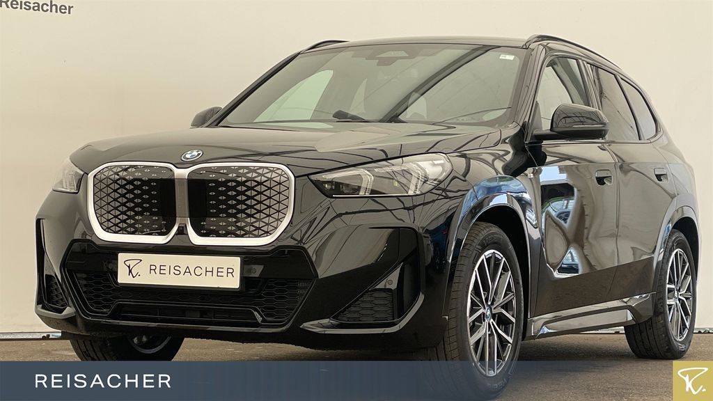 BMW IX1 A XDRIVE30 M-Sport,AHK,el.Sitz+Mem,DA+,Autom