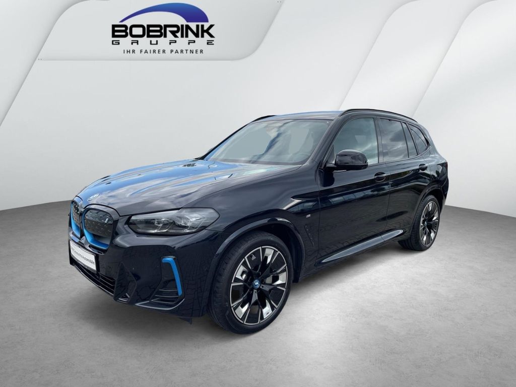 BMW iX3 M Sport Impressive Elektro Gestik Head Up