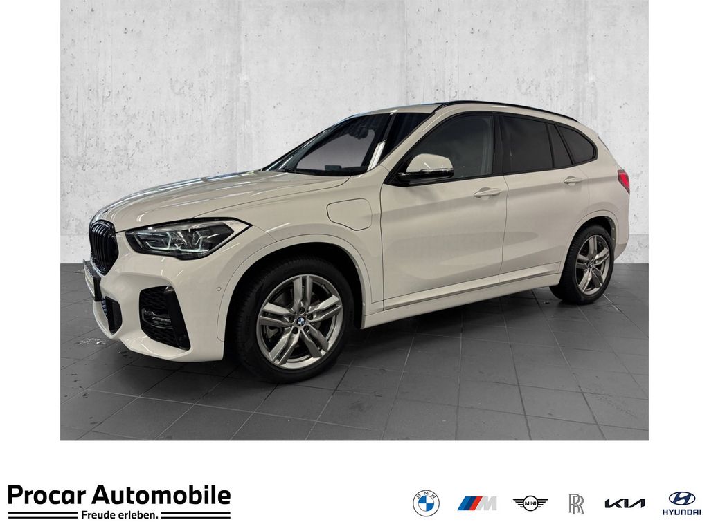 BMW X1 xDrive25e M Sport HUD PANO RFK NAVI LED LM