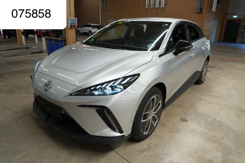 MG4 Luxury Leder Navi 360°Kam ACC Wärmep