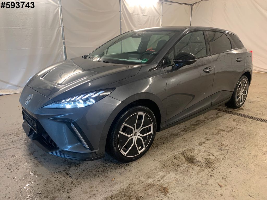 MG4 Luxury Leder Navi 360°Kam ACC Wärmep