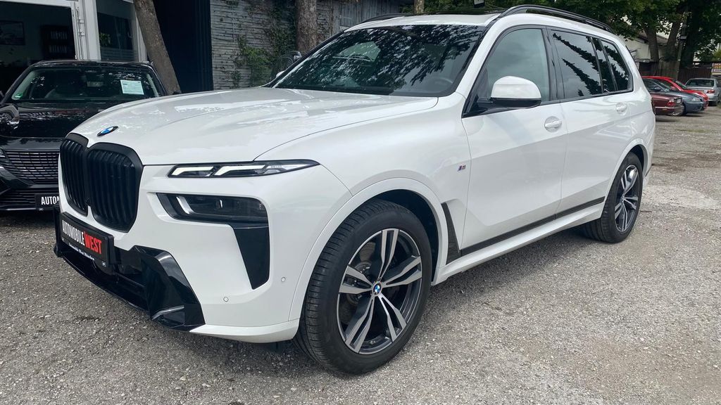 BMW X7 xDrive 40 i M Sport PRO PANO 7-SITZER