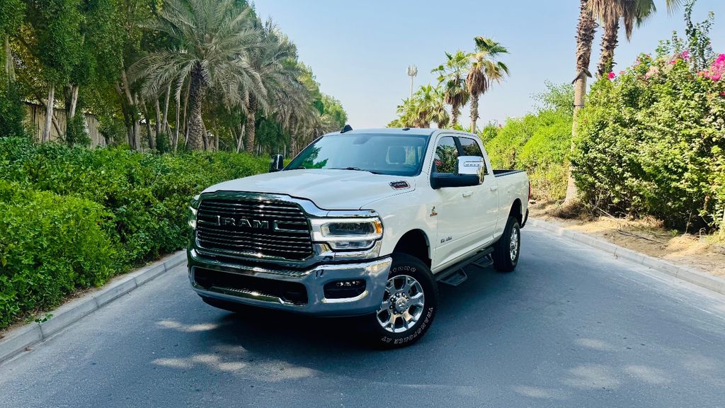 Dodge CLEAN CARFAX*LARAMIE*2500*6,7L DIESEL*UNFALLFREI