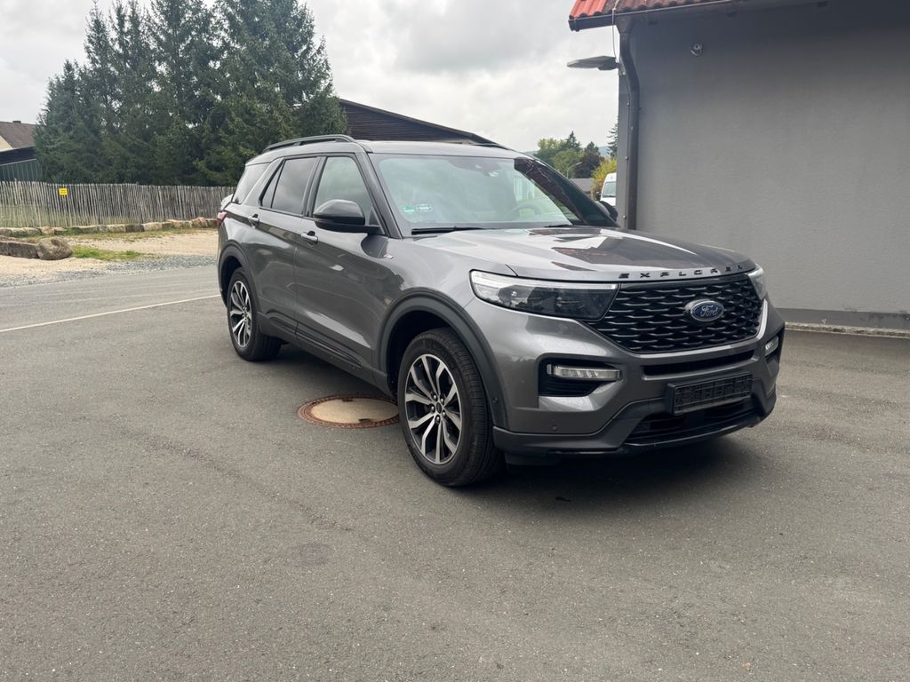 Ford Explorer ST-Line Plug-in-Hybrid 4×4