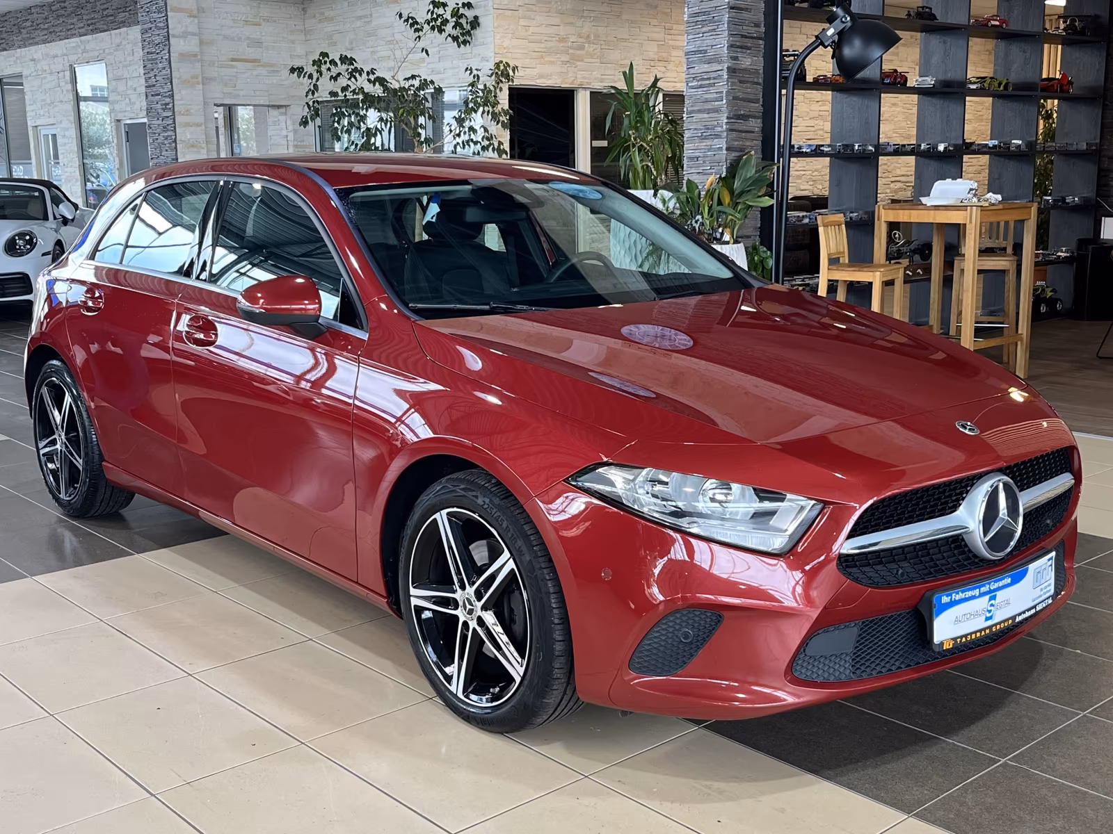 Mercedes-Benz A 200 d 4Matic*Navi*R-Cam*TeiLeder*CarPlay*SHZ*