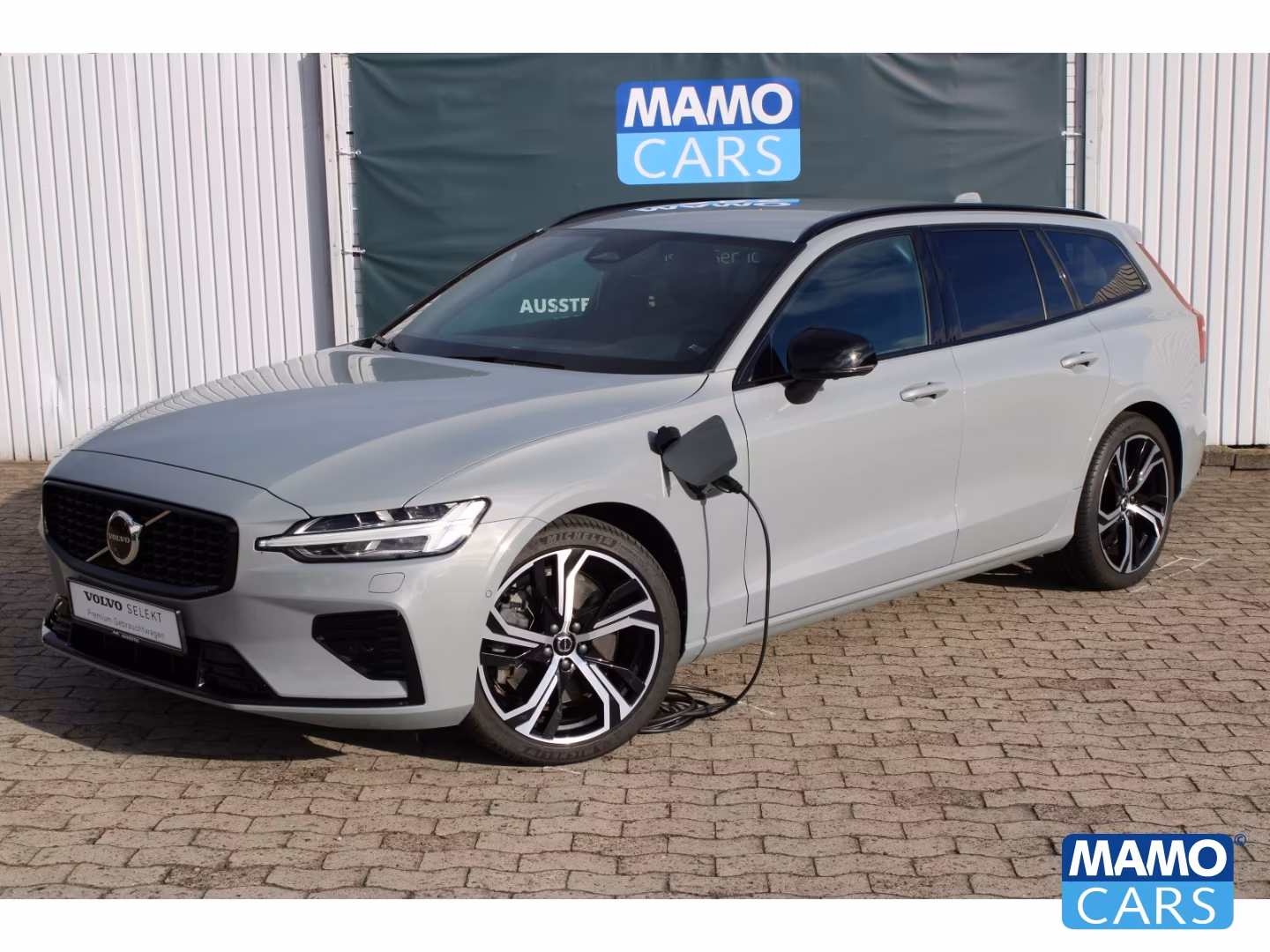 Volvo V60 T8 AWD Recharge Plus Dark EU6e AHK/360CAM/AC