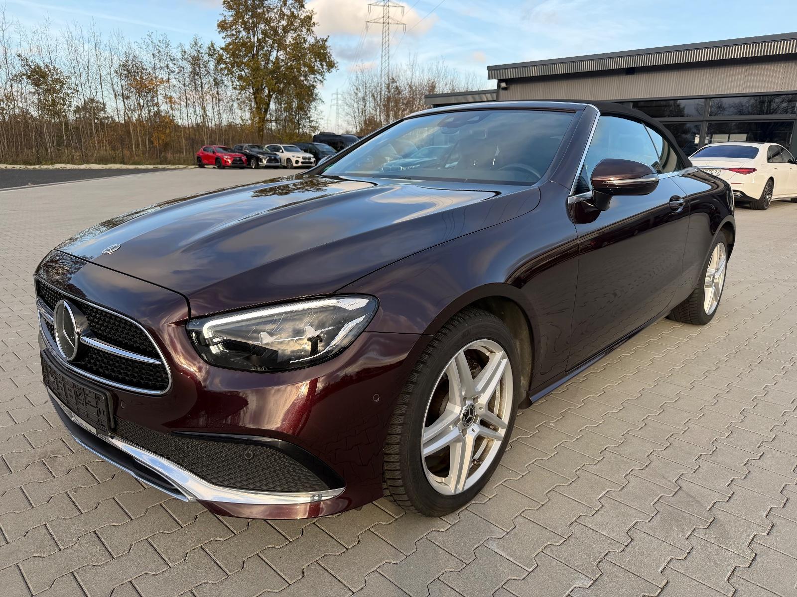 Mercedes-Benz E 200 4M Cabrio -ACC-DAB-Ambiente-Airscarf-Kam