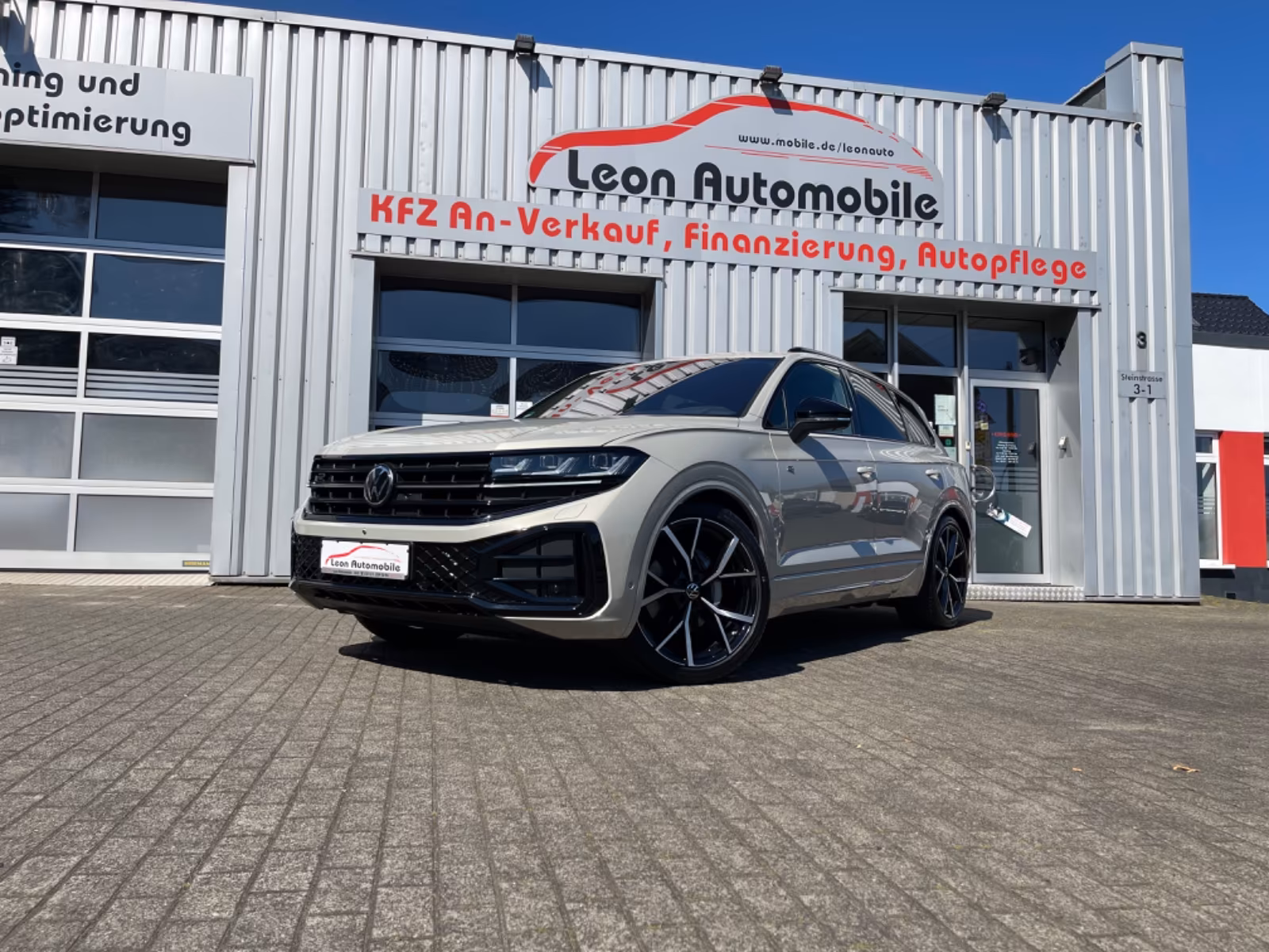 Volkswagen Touareg 3.0TDI R-Line Massage AHK Nachtsicht 360