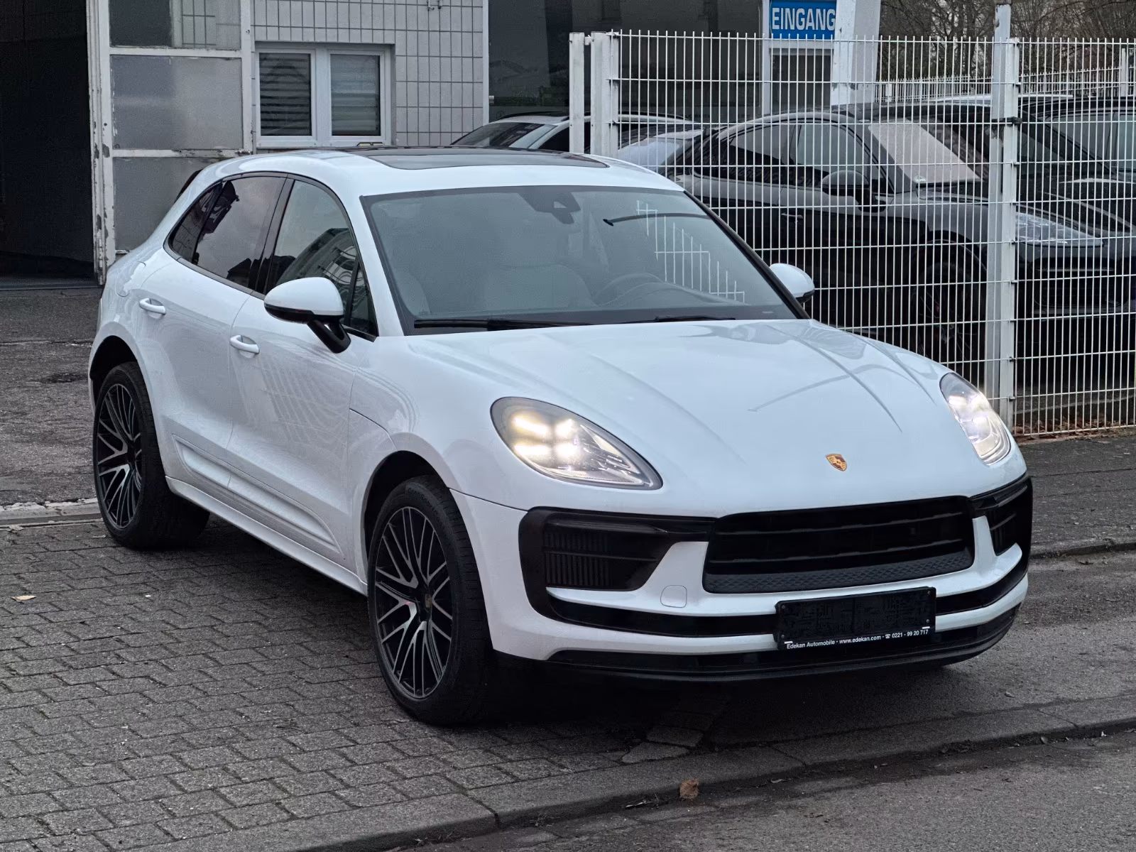 Porsche Macan S FACELIFT/SPORTDESIGN/PANO/21-ZOLL/LED-SC
