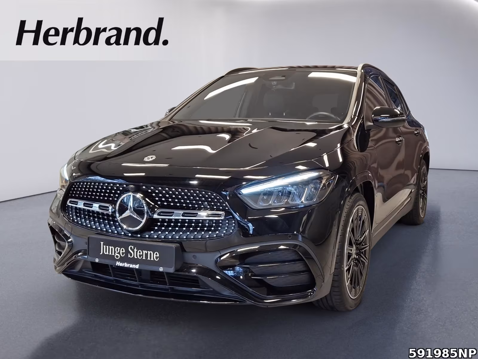 Mercedes-Benz GLA 250 4M AMG  Night AHK EASYPACK 20″LM KEYLESS