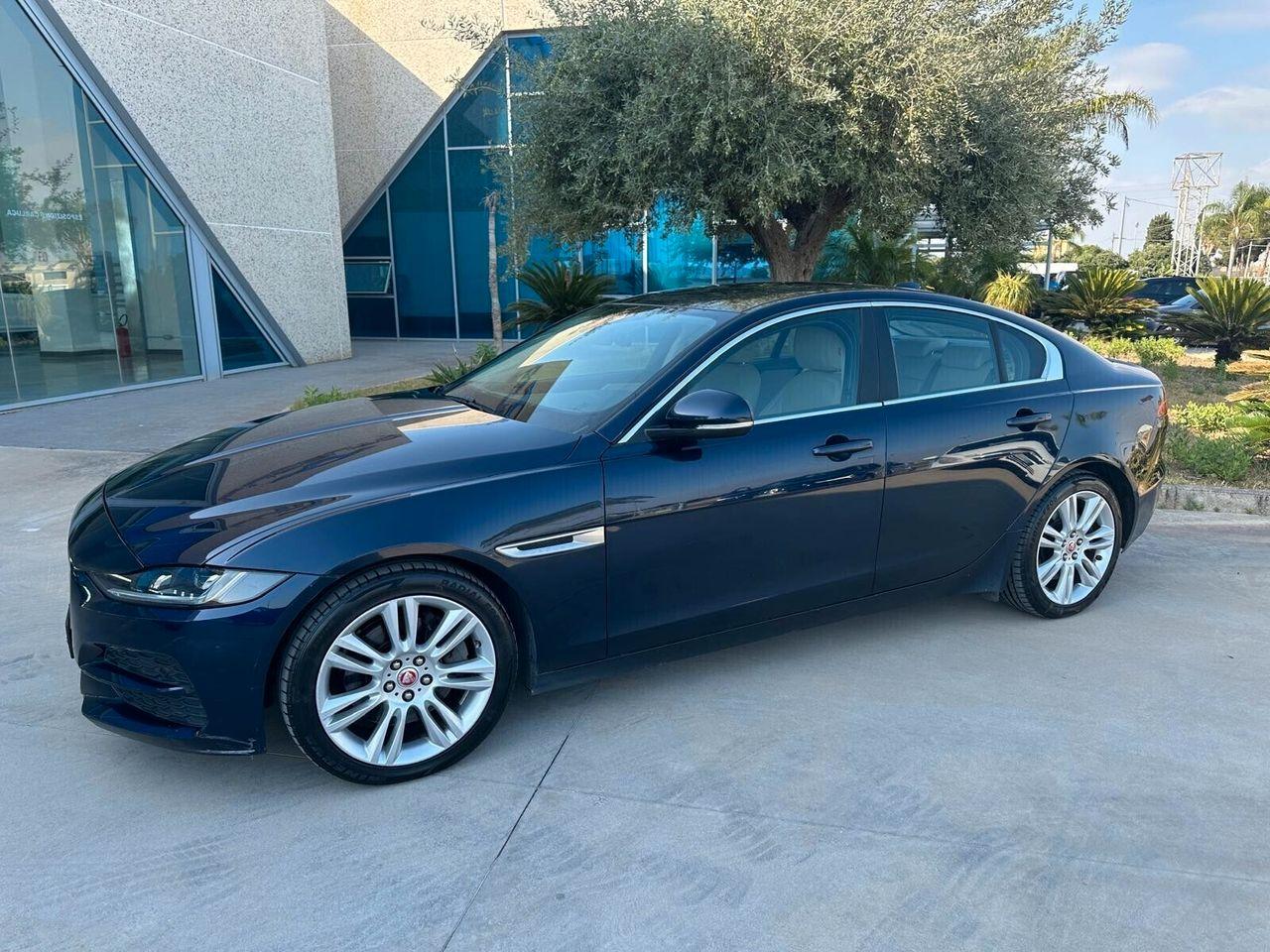Jaguar XE 2.0d i4S 180cv auto T-stock offerta im