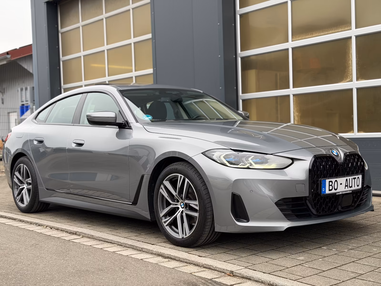 BMW 420 Gran Coupé 420d xDrive LASER Leder Glas H&K Key HeadUp ACC+