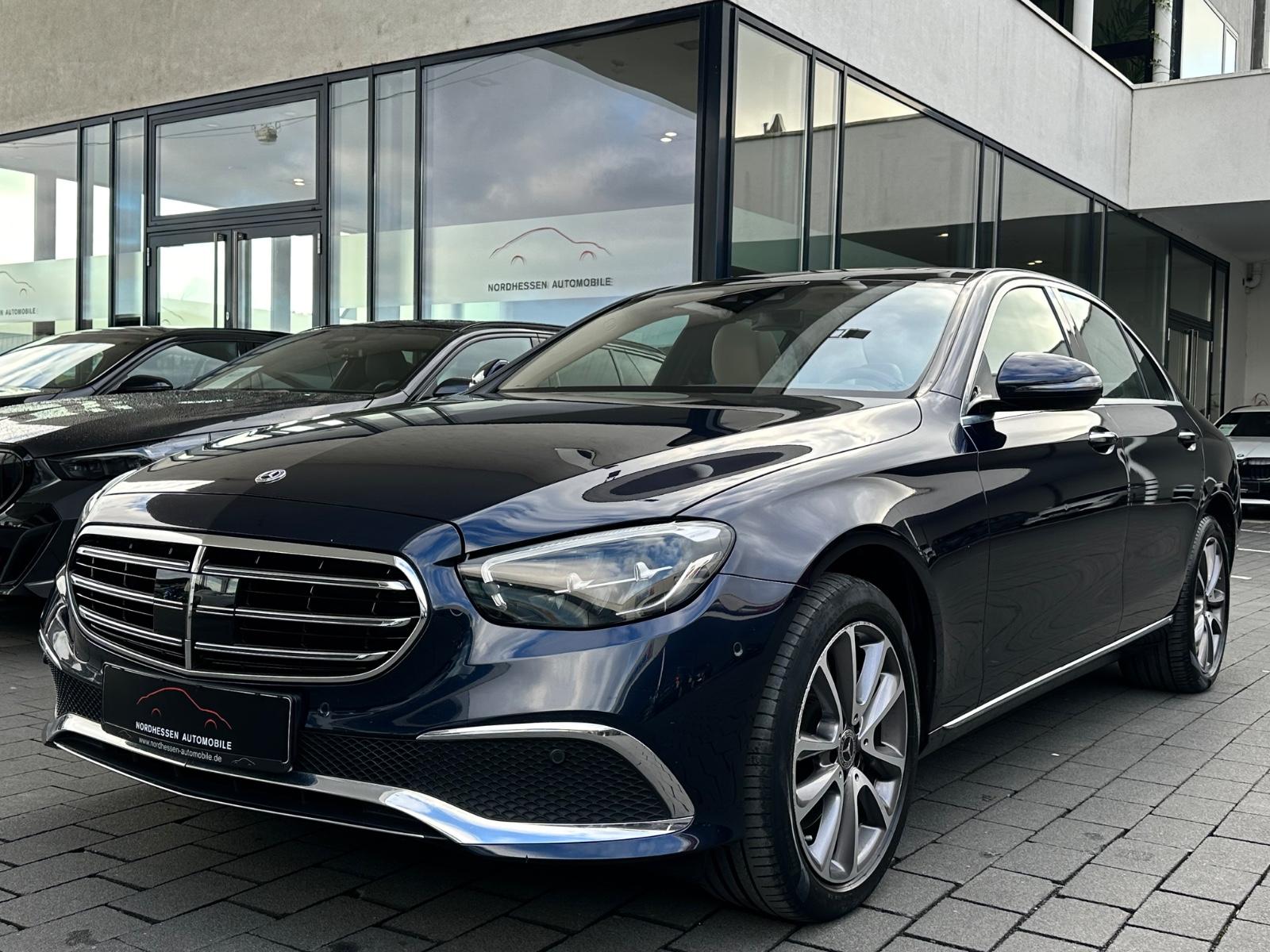 Mercedes-Benz E 300 de 4Matic Limousine Exclusive | Panorama