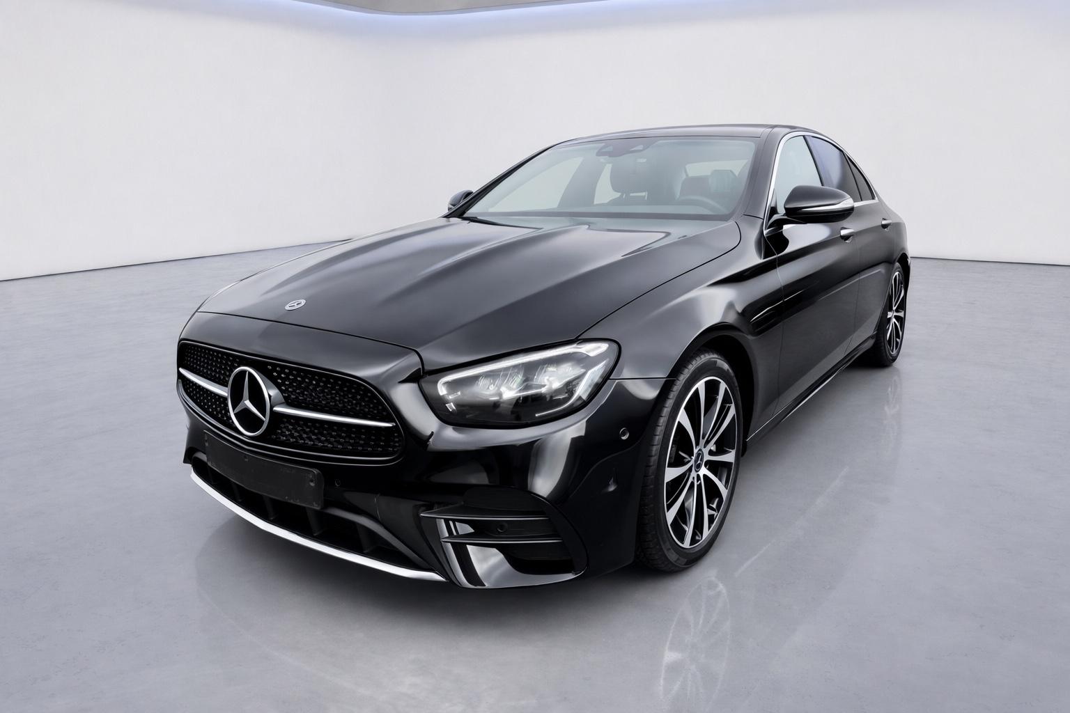 Mercedes-Benz E 300 de 4Matic AMG I Widescreen I Burme. I HUD