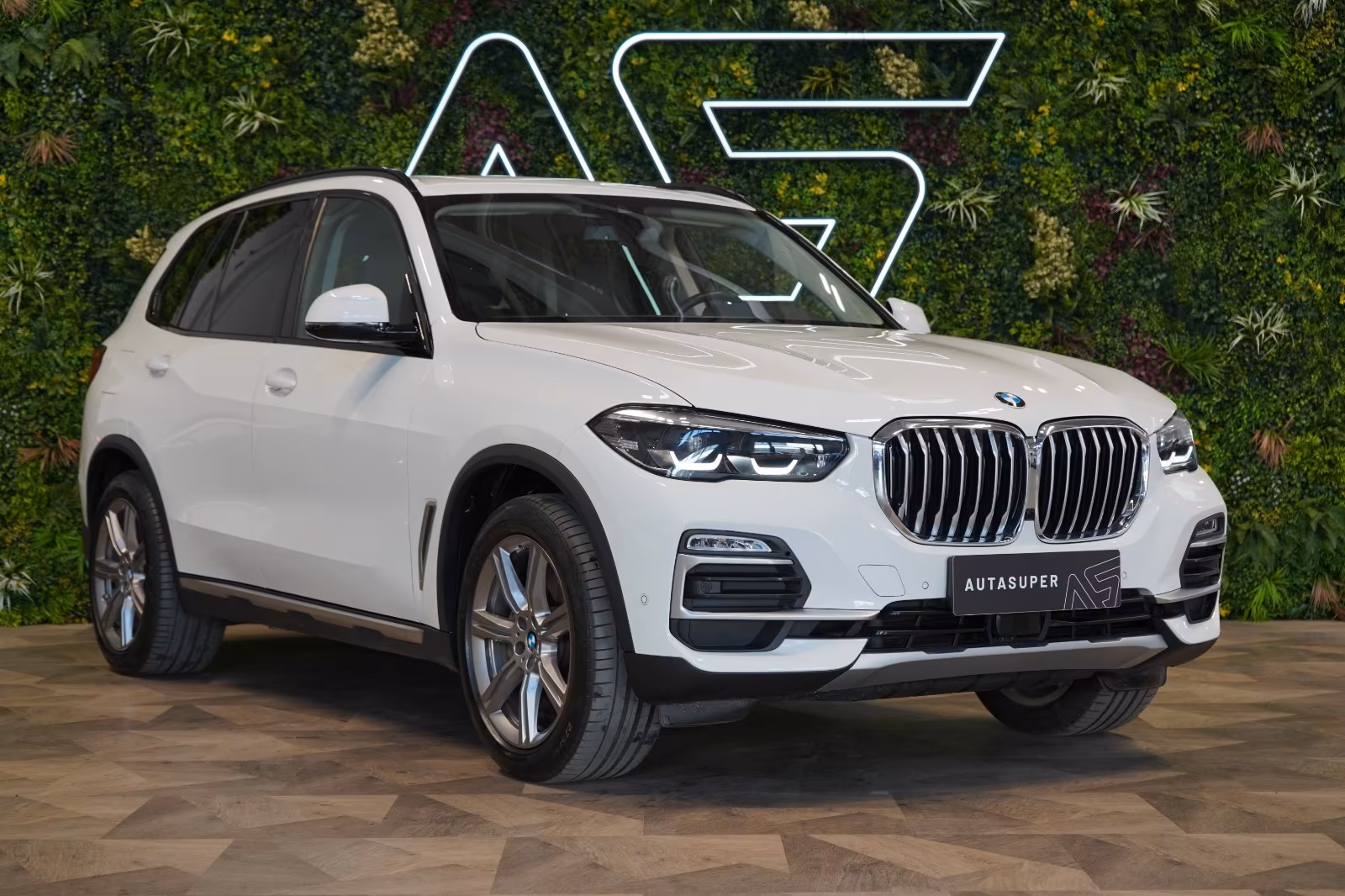 BMW X5 30d*xDRIVE*ACC*CAMERA*CARPLAY*35.041 € NETTO