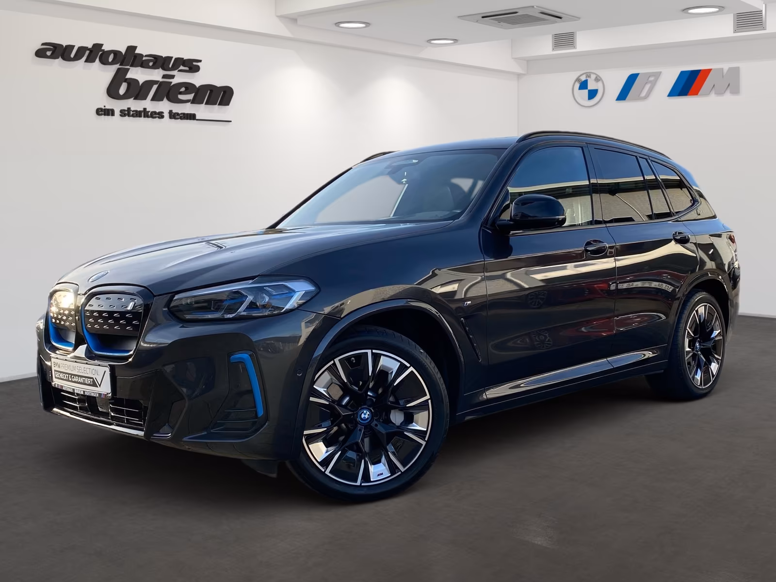 BMW iX3 M Sportpaket, Impressive