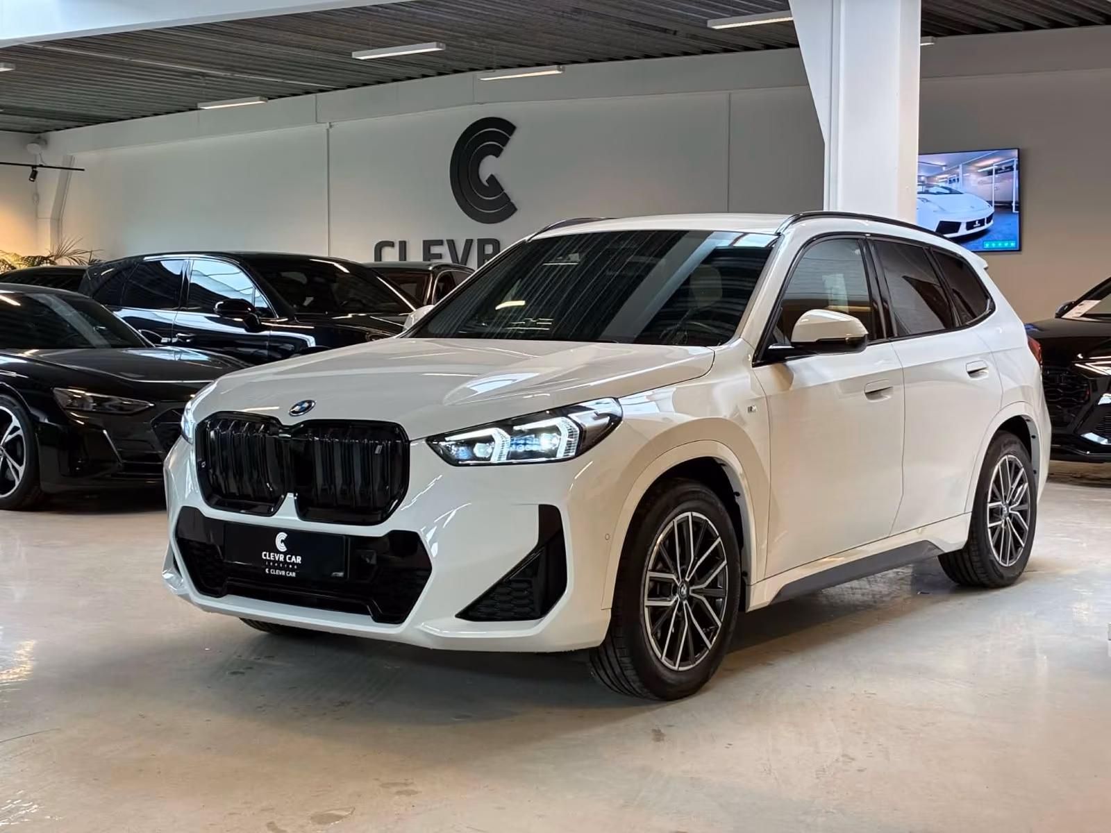 BMW iX1 xDrive30 M Sport+CC+LED+HEATED+NAVI+SHADOW++