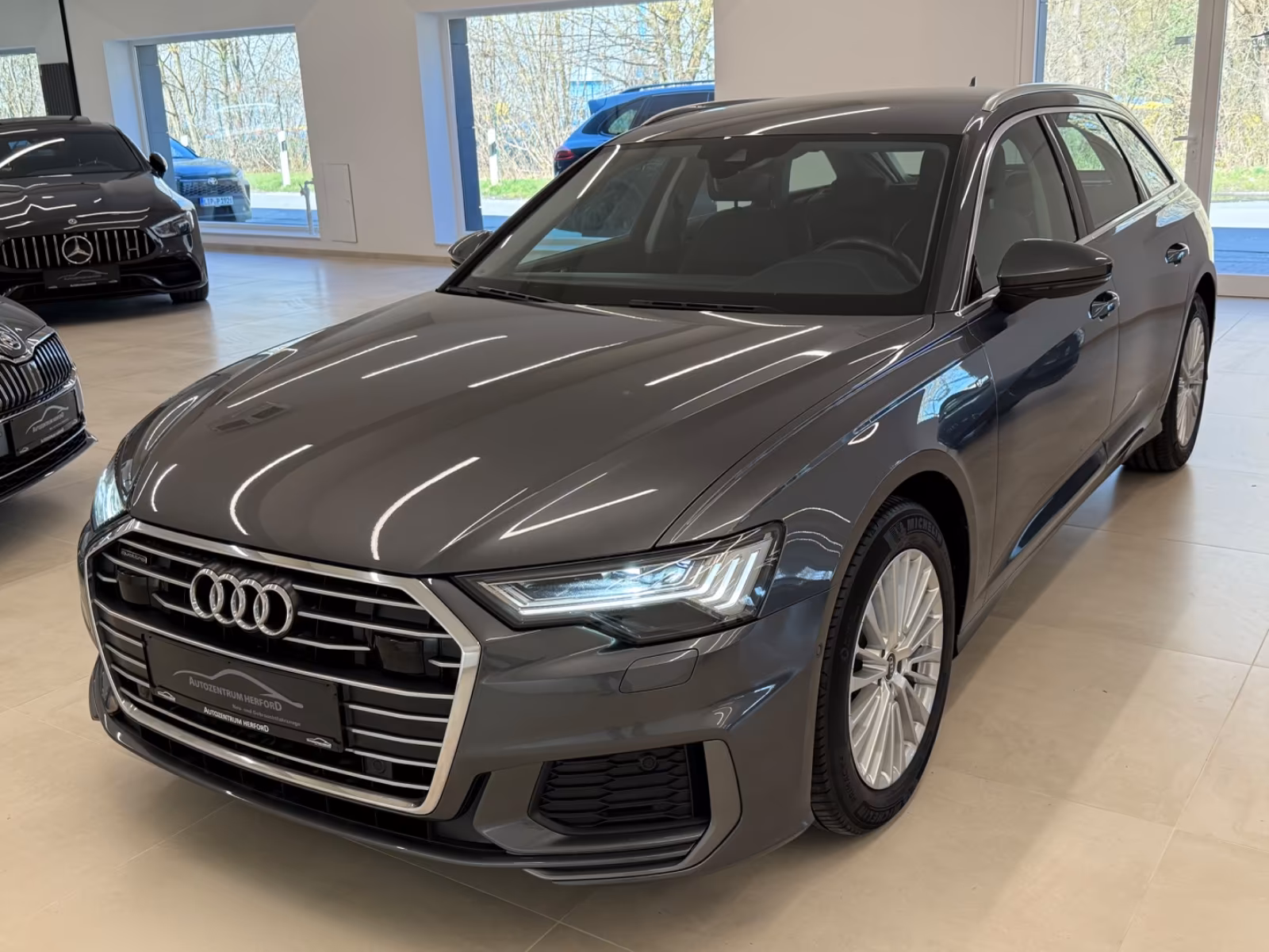 Audi A6 Avant 40 TDI quattro S-Line Matrix AHK