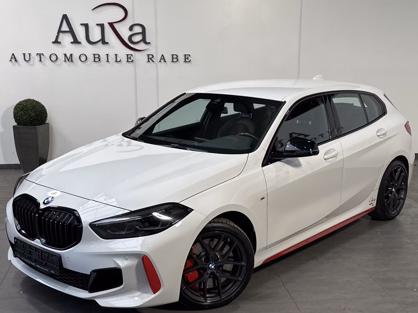 BMW 128 ti 5-Türer Sport-Aut. NAV+LED+ACC+MEMORY+18ZO