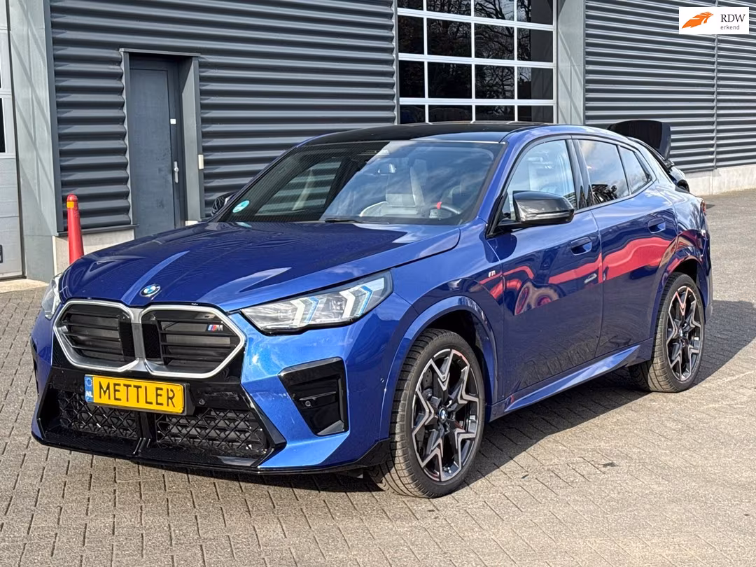 BMW X2 M35i xDrive |M Sport | Harman kardon | Panorm